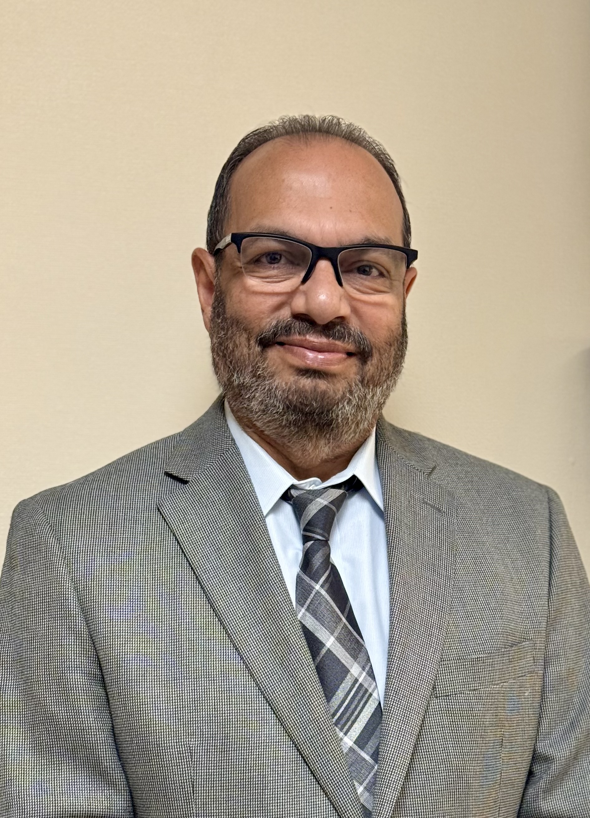 Dr. Rajeev Khanna